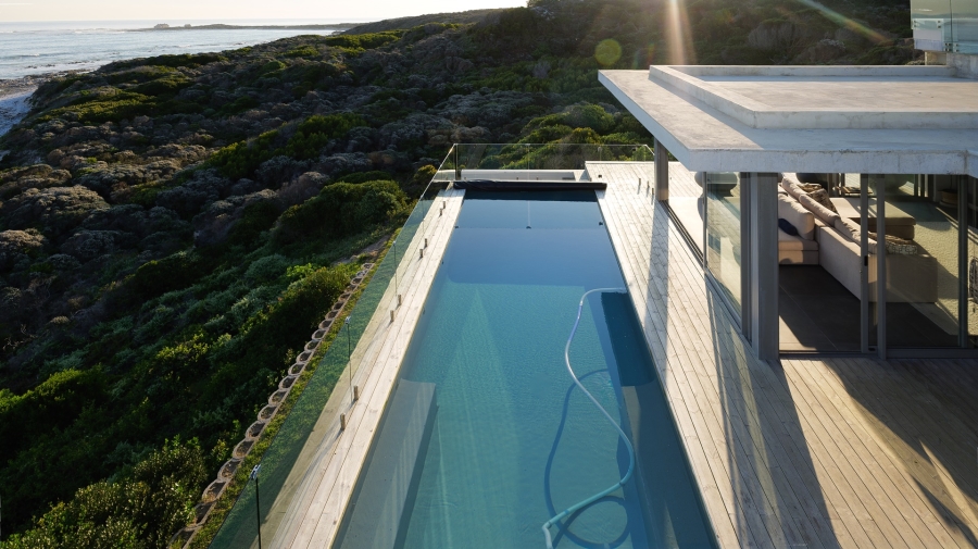 5 Bedroom Property for Sale in Suiderstrand Western Cape